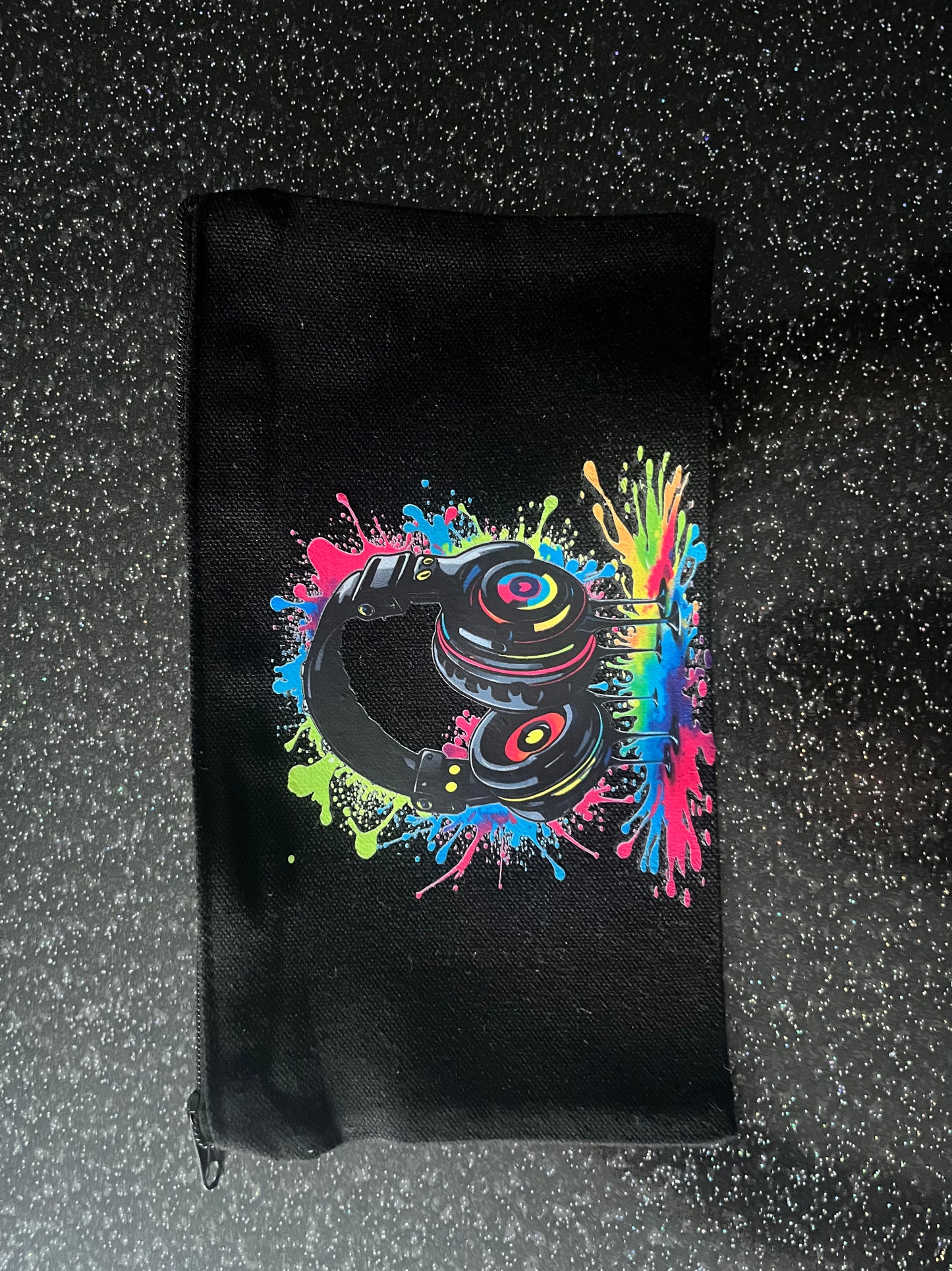 Pochette noire en coton zippée – motifs illustrés